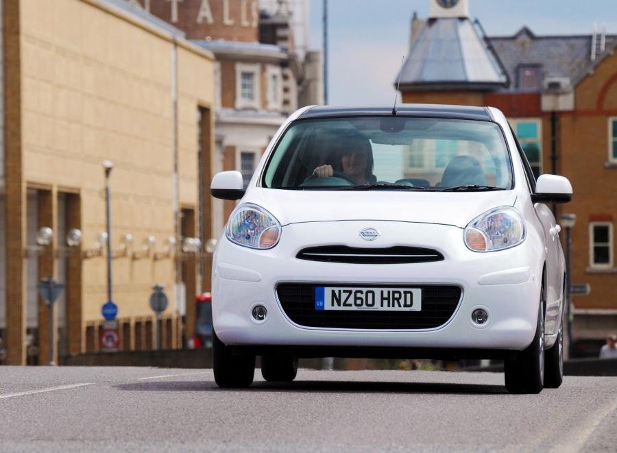  Nissan Micra 5-Door 2010 года  (UK) (фото 4 из 12)